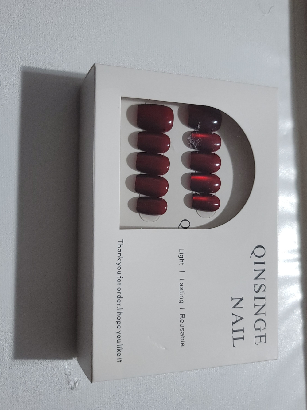 QINSINGE Nail Set - Deep Red Press-On Nails